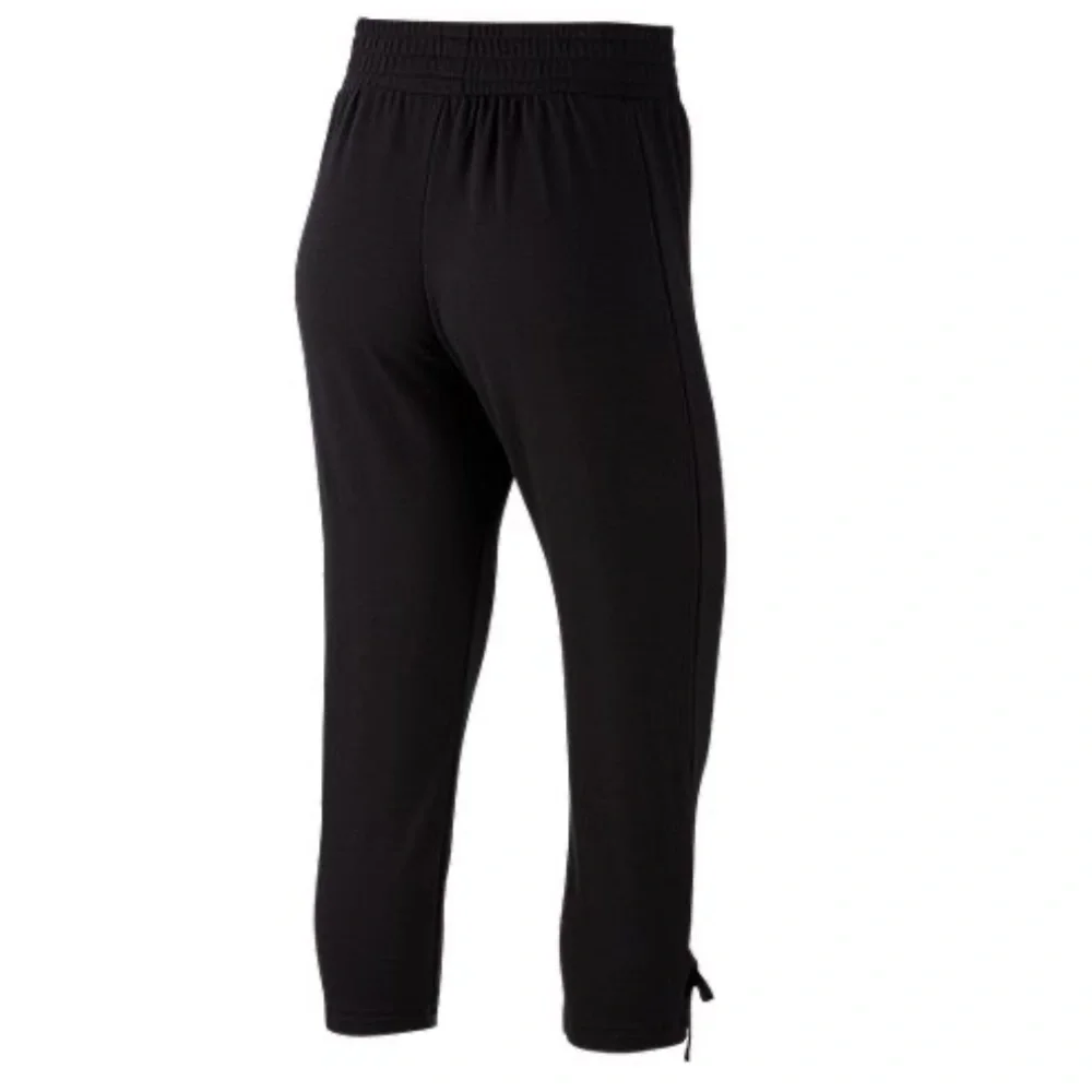 Nike Women's Yoga Crop Pants - New with tag - Picture 2 of 10